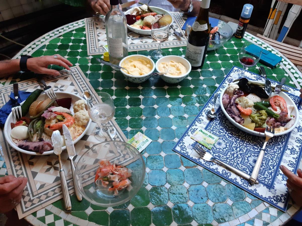 Chambres Et Table D'Hotes Le Jardin De Tesse Тулон Екстериор снимка