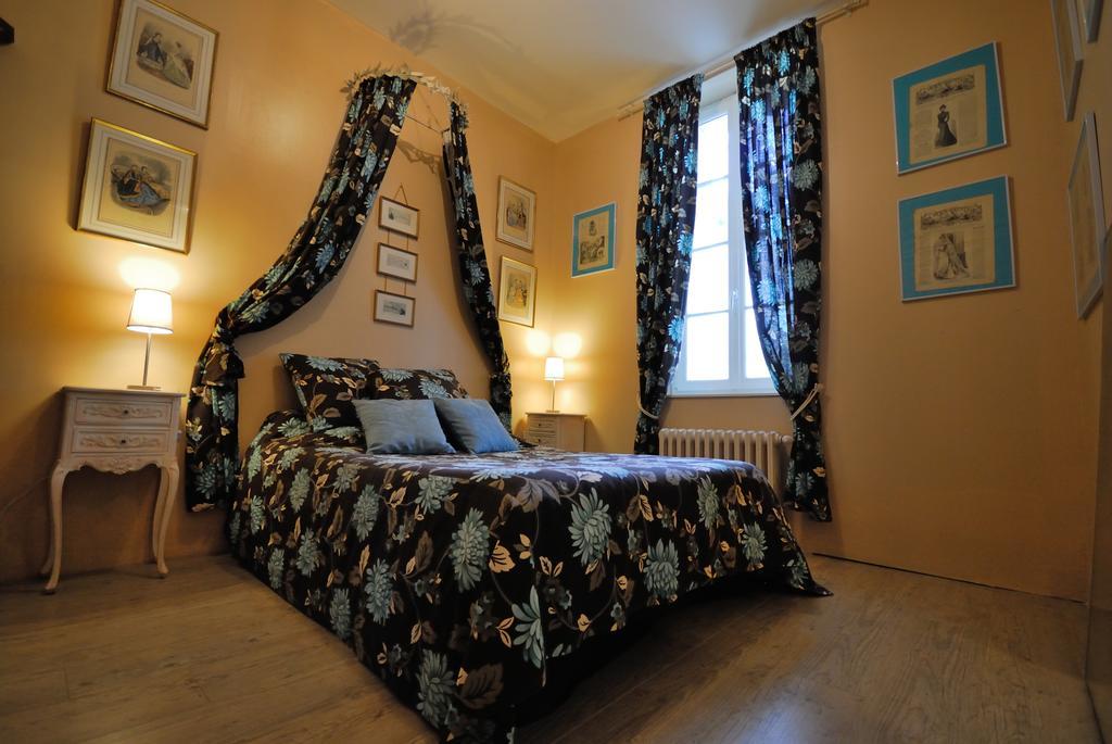 Chambres Et Table D'Hotes Le Jardin De Tesse Тулон Екстериор снимка