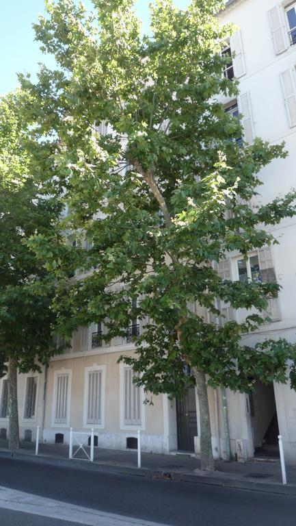 Chambres Et Table D'Hotes Le Jardin De Tesse Тулон Екстериор снимка