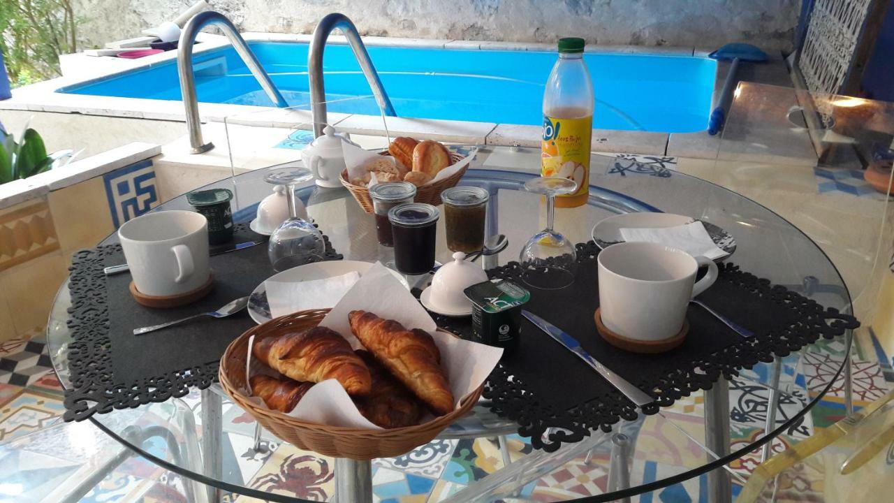 Chambres Et Table D'Hotes Le Jardin De Tesse Тулон Екстериор снимка